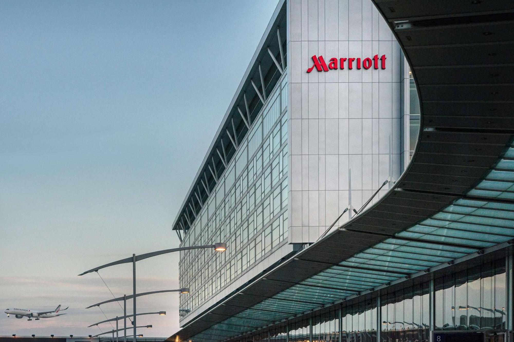 Marriott Montreal Airport In-Terminal Hotel Dorval Ngoại thất bức ảnh